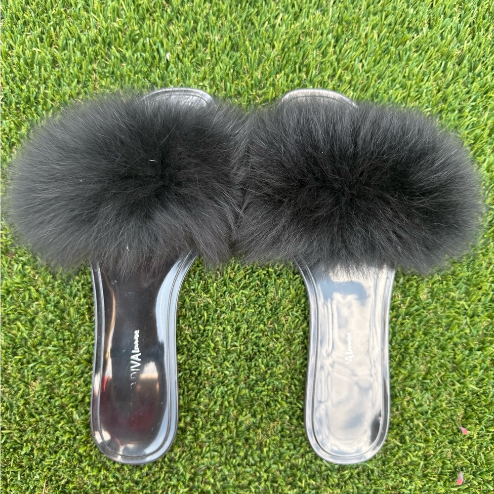 DIVA Lounge Black Fluffy Slippers - Picture 5 of 5